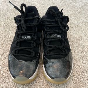 Jordan 11s